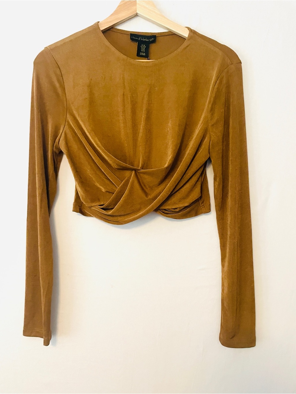 House of Harlow 1960 Brown Twist-Front Long Sleeve Crop Top
